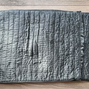 Pottery Barn Luxurious Silver Box Quilt Standard Shams